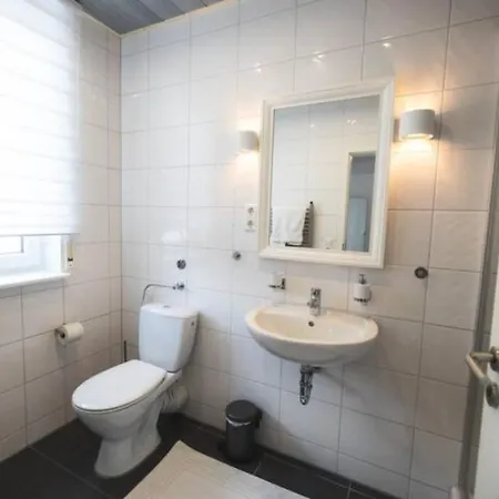 Apartment Veilchen Im Gemütlichen Benedikt Friedrichshafen